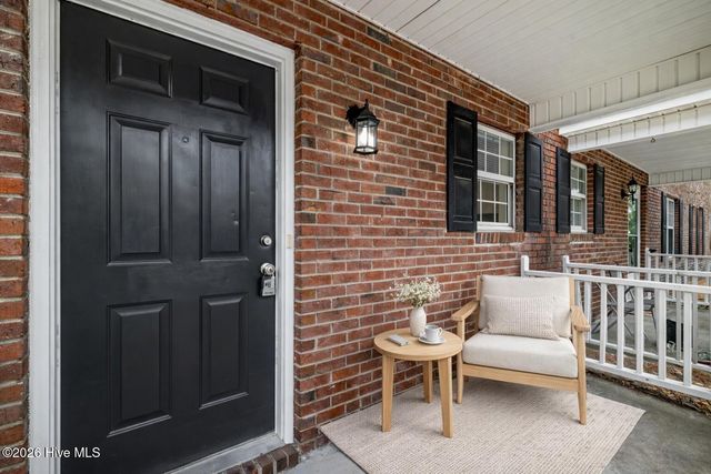 5060 Lamppost Circle, Wilmington, NC 28403