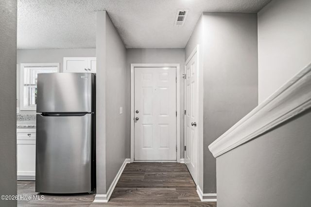 5060 Lamppost Circle, Wilmington, NC 28403
