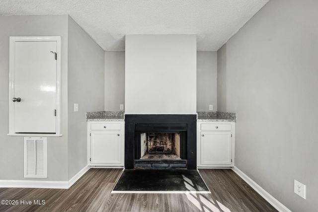 5060 Lamppost Circle, Wilmington, NC 28403