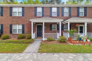 5060 Lamppost Circle, Wilmington, NC 28403