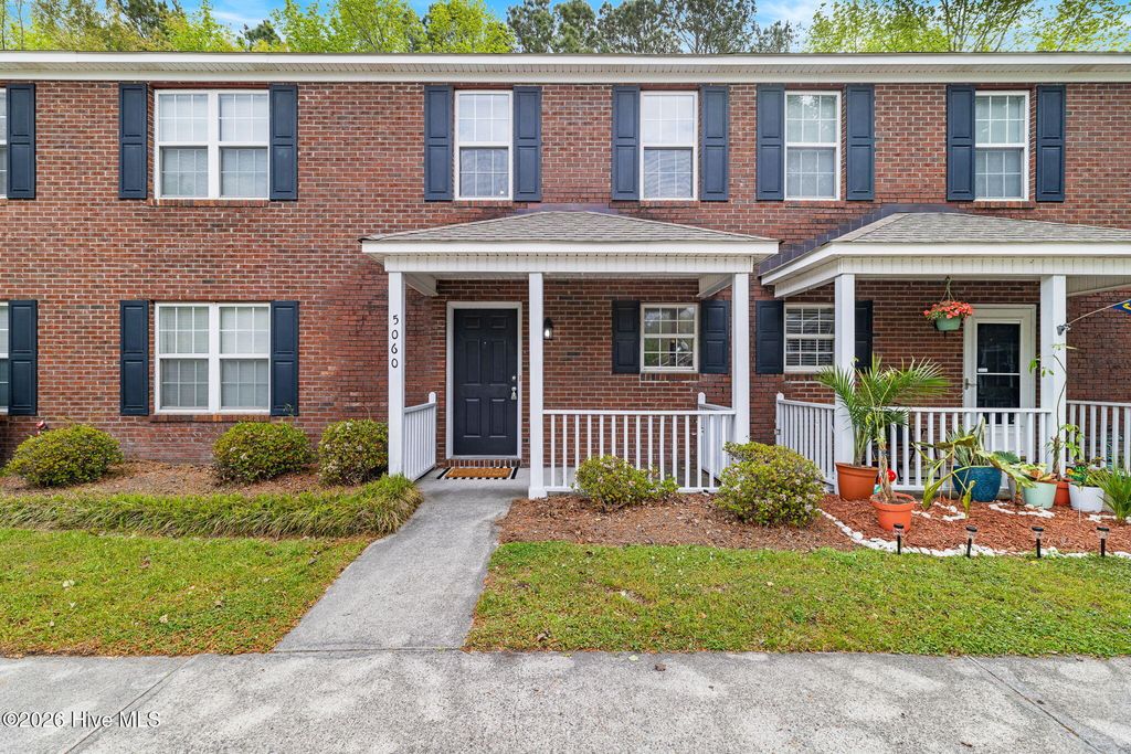 5060 Lamppost Circle, Wilmington, NC 28403
