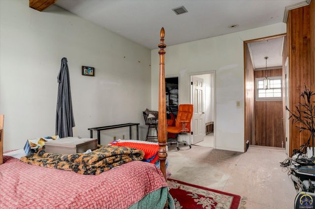 5040 E 141ST ST, Carbondale, KS 66414
