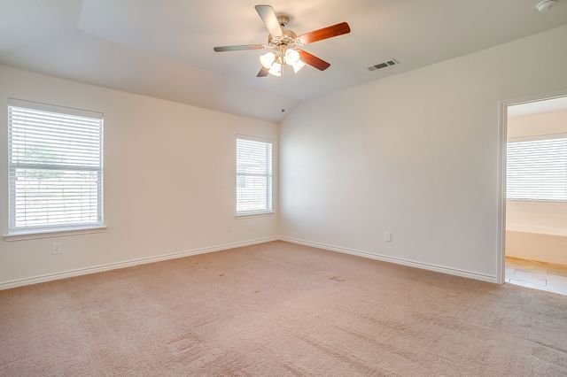 104 Thorobred Court, Azle, TX 76020