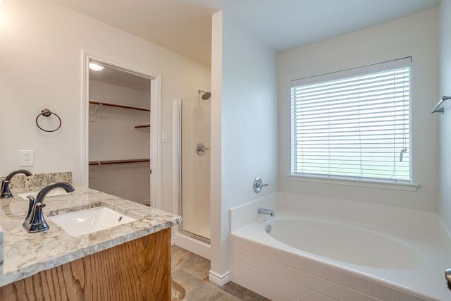 104 Thorobred Court, Azle, TX 76020
