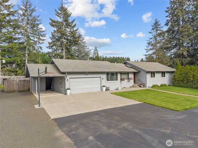 1012 Narnia Lane NW, Olympia, WA 98502