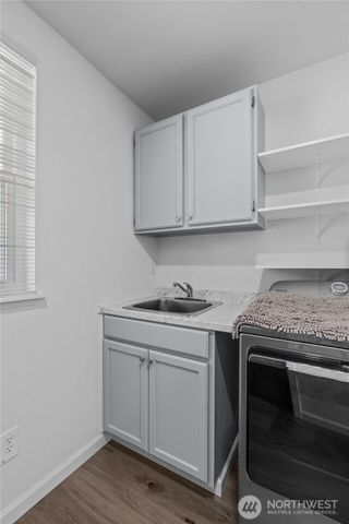 1012 Narnia Lane NW, Olympia, WA 98502