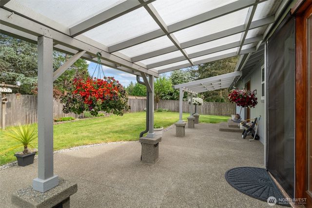1012 Narnia Lane NW, Olympia, WA 98502
