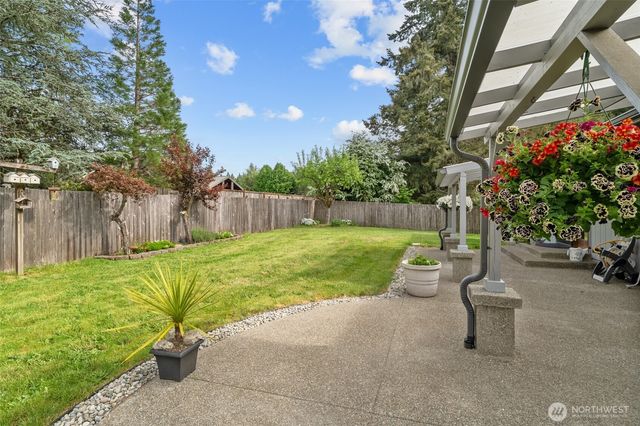 1012 Narnia Lane NW, Olympia, WA 98502