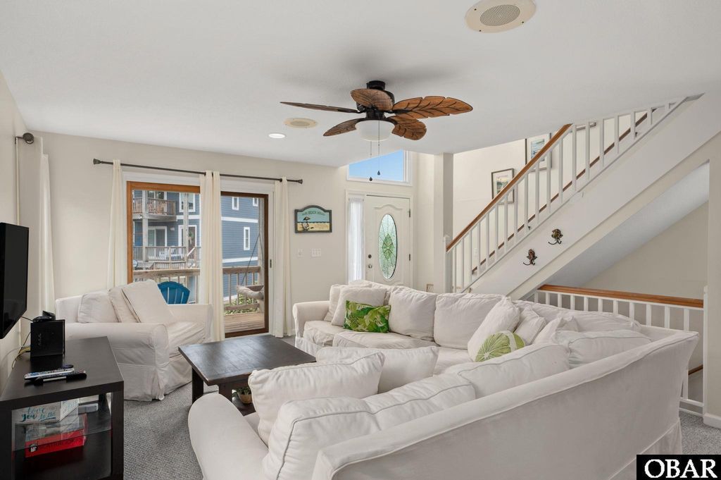 Image 7 of property listing at 1034 Mirage Street Lot #21, Corolla, NC 27927