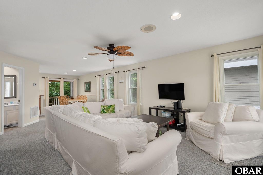 Image 10 of property listing at 1034 Mirage Street Lot #21, Corolla, NC 27927