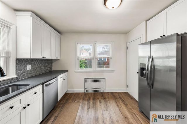 35 Egan Avenue, Fords, NJ 08863