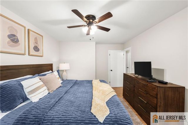 35 Egan Avenue, Fords, NJ 08863