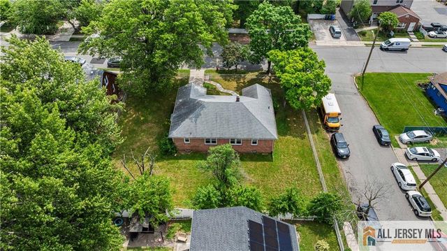35 Egan Avenue, Fords, NJ 08863