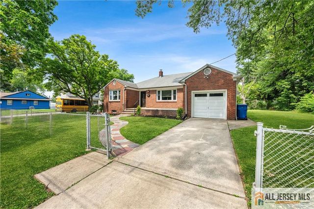 35 Egan Avenue, Fords, NJ 08863