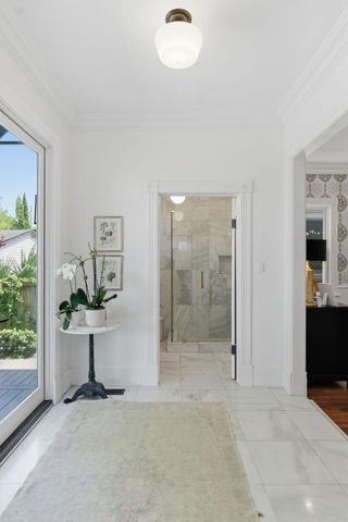 664 Rutledge Avenue, Charleston, SC 29403