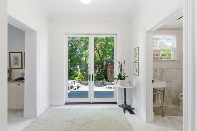 664 Rutledge Avenue, Charleston, SC 29403