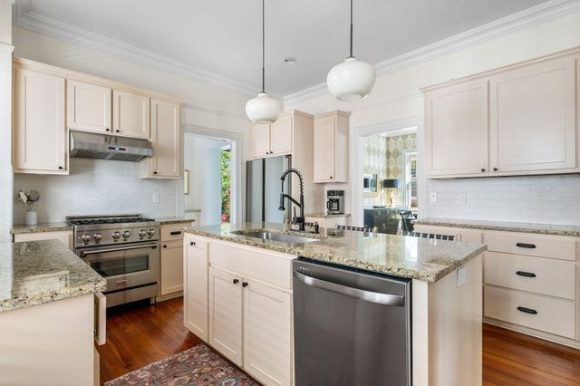 664 Rutledge Avenue, Charleston, SC 29403