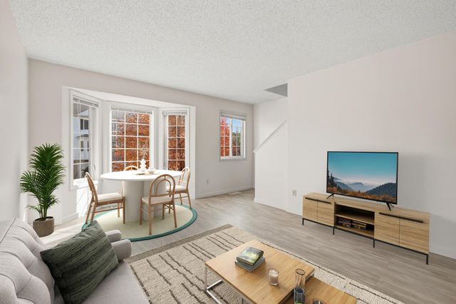 4811 Education Drive N 3, Hugo, MN 55038