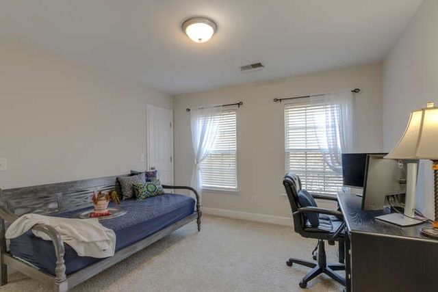 8662 Gauphin Pl, Nashville, TN 37211