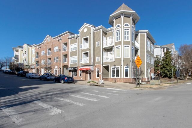 8662 Gauphin Pl, Nashville, TN 37211