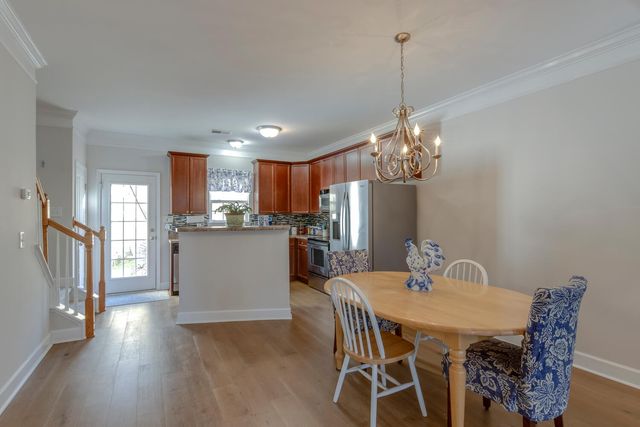 8662 Gauphin Pl, Nashville, TN 37211