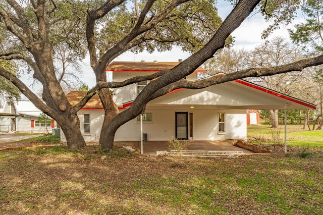 216 Broken Arrow, Comanche, TX 76442