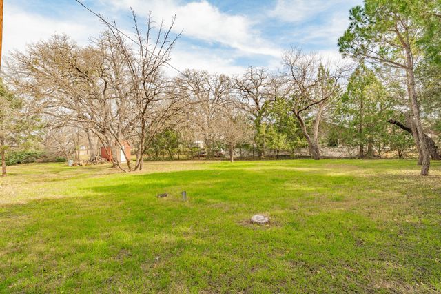 216 Broken Arrow, Comanche, TX 76442