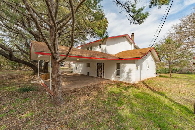 216 Broken Arrow, Comanche, TX 76442