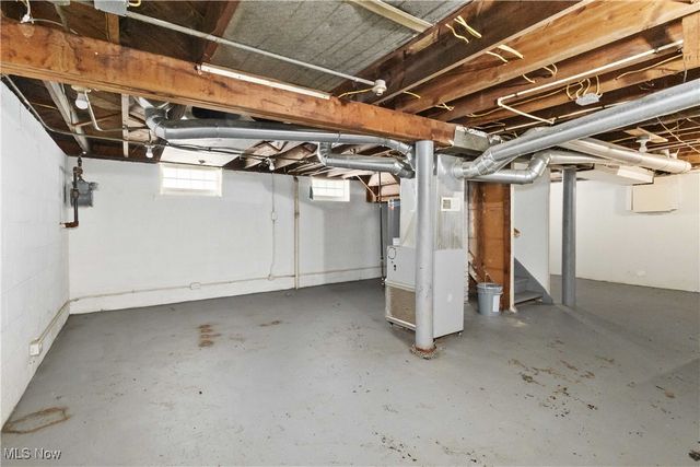 4007 E 154th Street, Cleveland, OH 44128