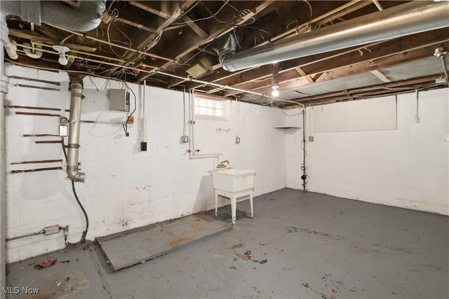 4007 E 154th Street, Cleveland, OH 44128