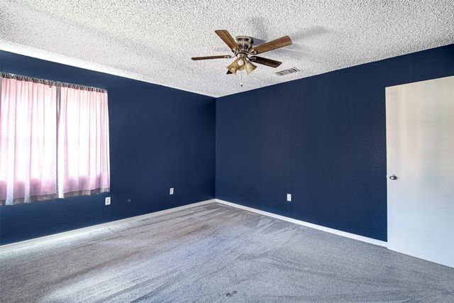 601 St Charles Drive, Arlington, TX 76013
