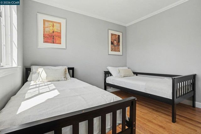 1266 62nd St A, Emeryville, CA 94608