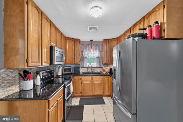 15 TUFTS RD, Pennsville, NJ 08070