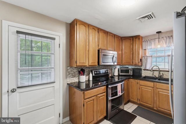 15 TUFTS RD, Pennsville, NJ 08070