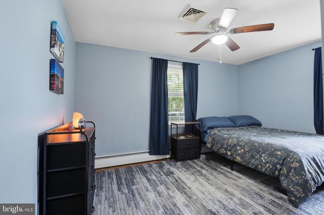 15 TUFTS RD, Pennsville, NJ 08070