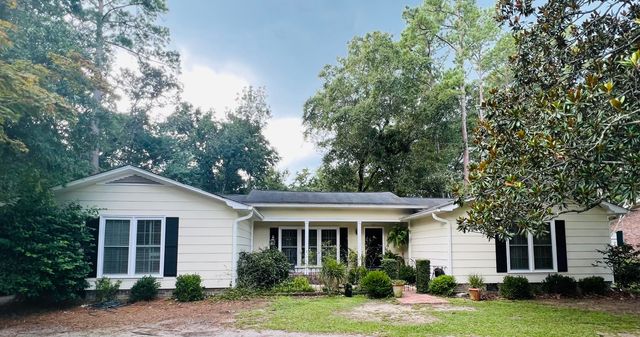 201 Silverhill Road, Walterboro, SC 29488