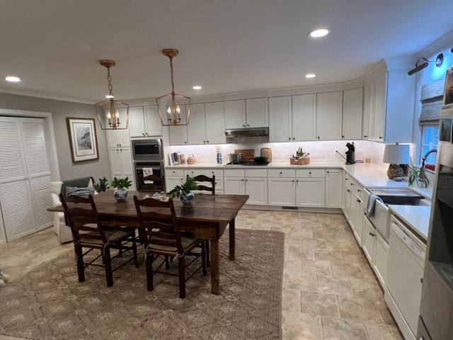 201 Silverhill Road, Walterboro, SC 29488