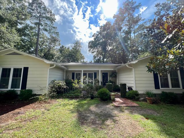 201 Silverhill Road, Walterboro, SC 29488