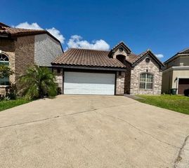 706 Lago Court, Mission, TX 78572
