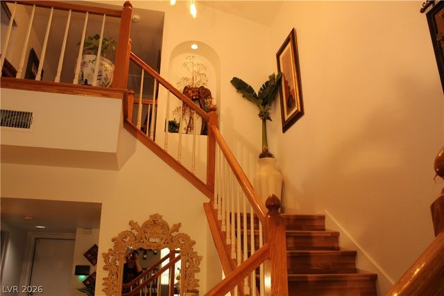 824 East Red Hollow Drive, North Las Vegas, NV 89031