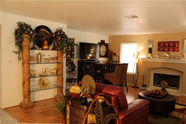 824 East Red Hollow Drive, North Las Vegas, NV 89031