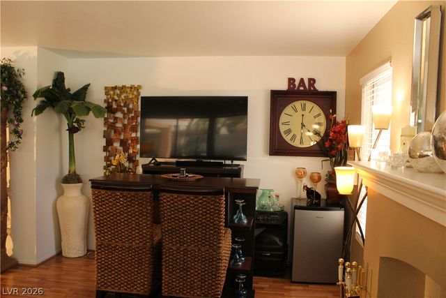 824 East Red Hollow Drive, North Las Vegas, NV 89031