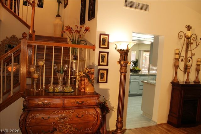 824 East Red Hollow Drive, North Las Vegas, NV 89031