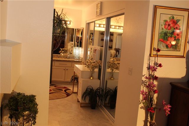 824 East Red Hollow Drive, North Las Vegas, NV 89031