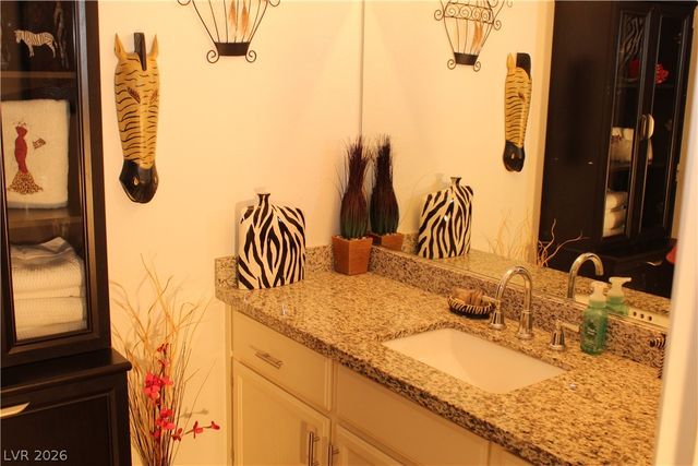 824 East Red Hollow Drive, North Las Vegas, NV 89031