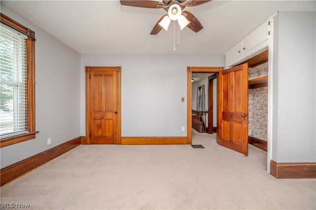 266 W Martin Street, East Palestine, OH 44413