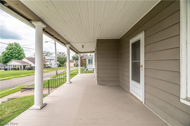 266 W Martin Street, East Palestine, OH 44413