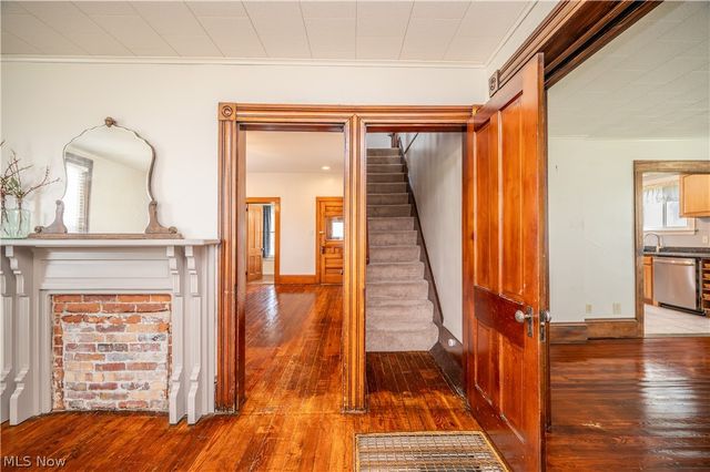 266 W Martin Street, East Palestine, OH 44413
