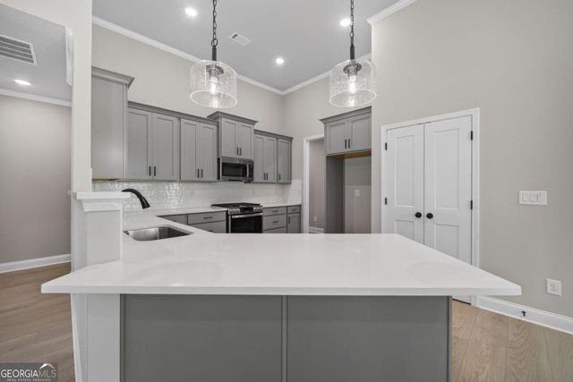 857 Bessie Court, Loganville, GA 30052