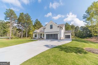 857 Bessie Court, Loganville, GA 30052